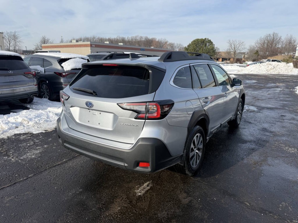 2025 Subaru Outback Image 7