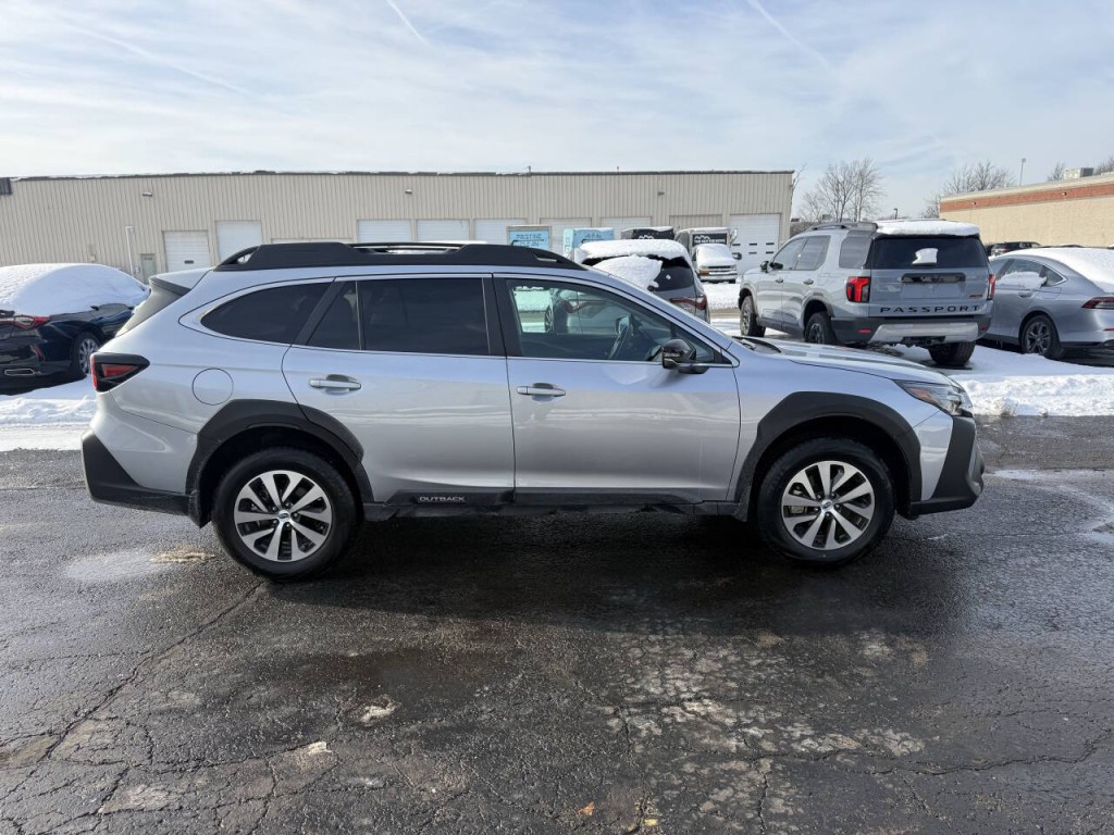 2025 Subaru Outback Image 6