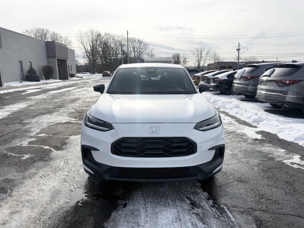 2025 Honda HR-V Image 3