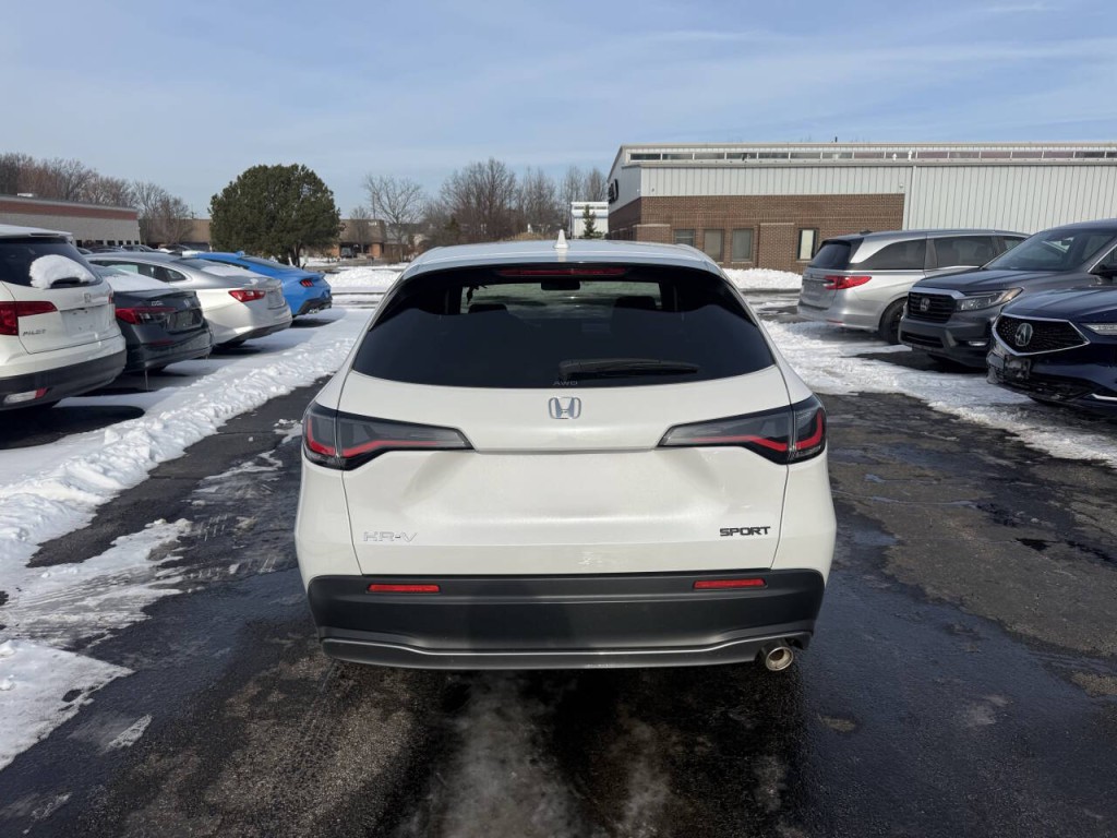 2025 Honda HR-V Image 7