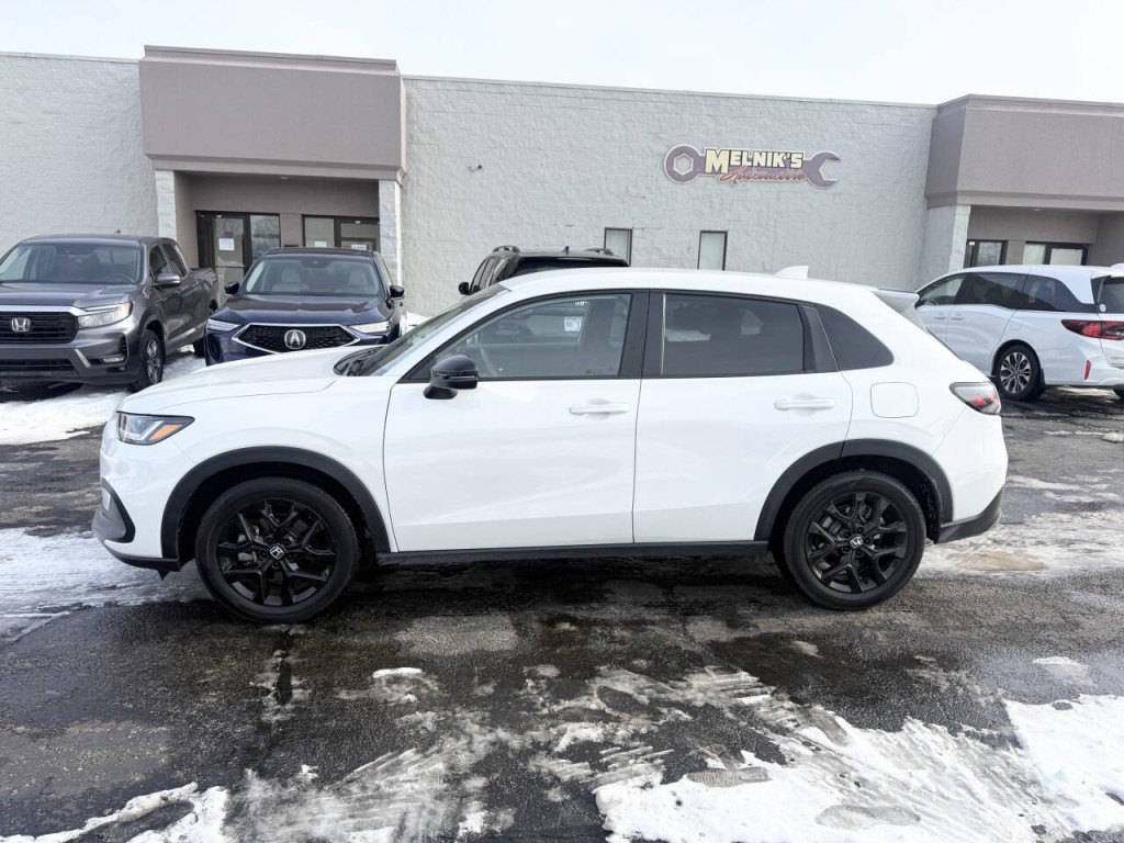 2025 Honda HR-V Image 9