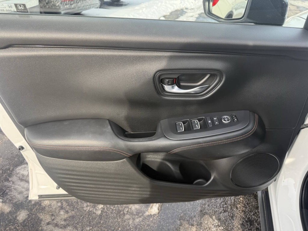 2025 Honda HR-V Image 14