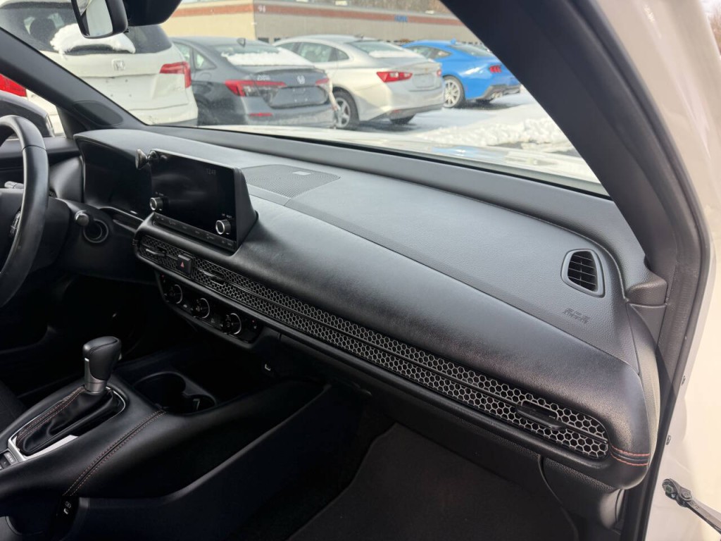 2025 Honda HR-V Image 25
