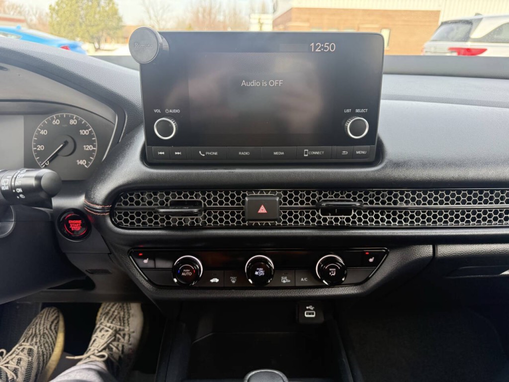 2025 Honda HR-V Image 30
