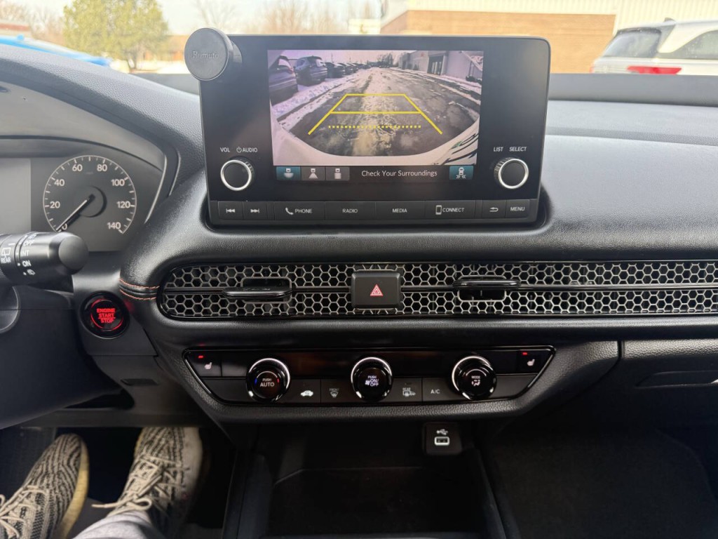 2025 Honda HR-V Image 31