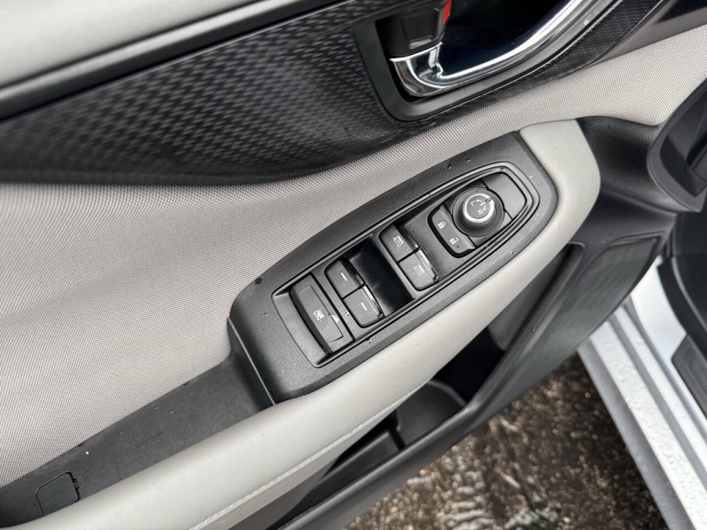 2025 Subaru Legacy Image 16
