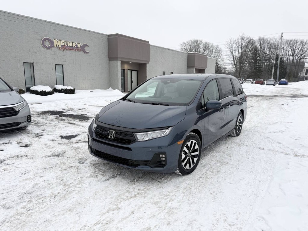 2025 Honda Odyssey Image 2