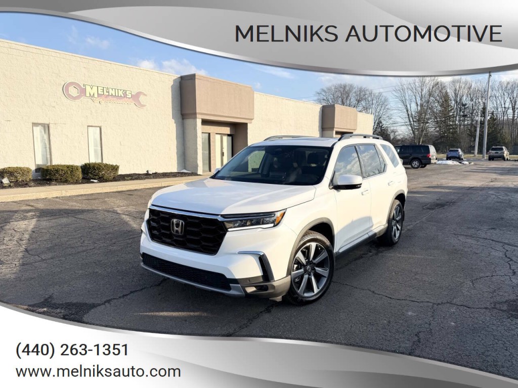 2025 Honda Pilot Image 1