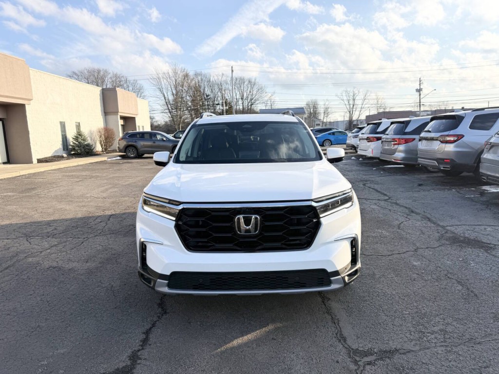2025 Honda Pilot Image 3