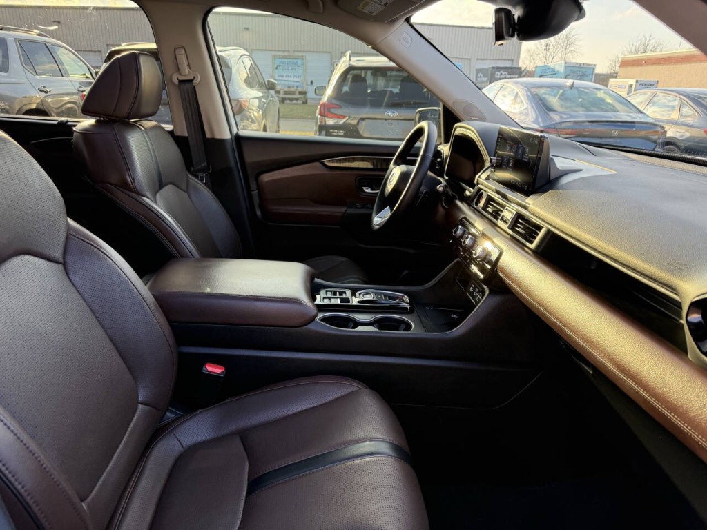 2025 Honda Pilot Image 33