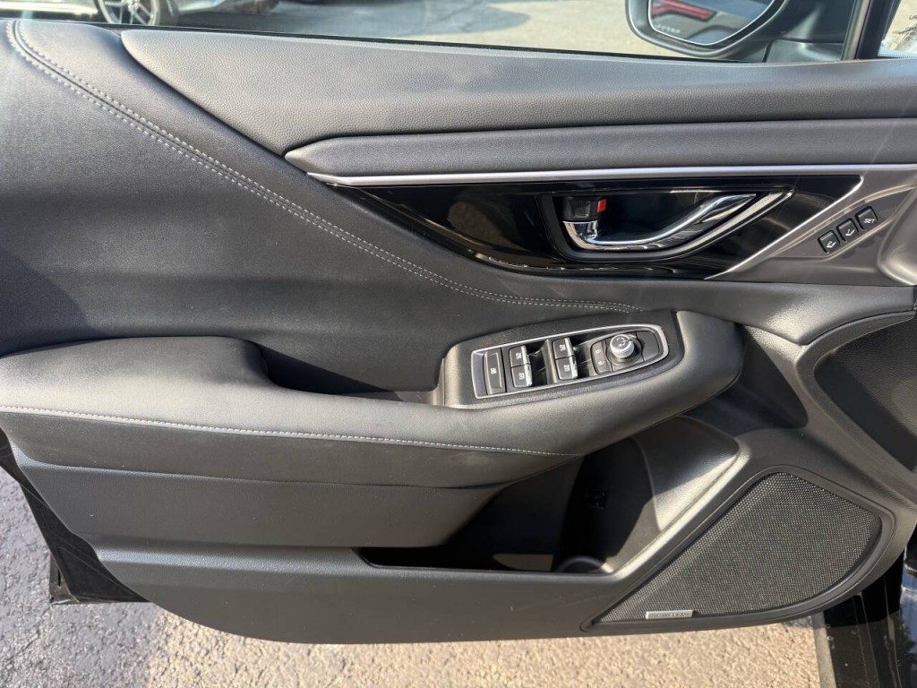 2025 Subaru Legacy Image 14