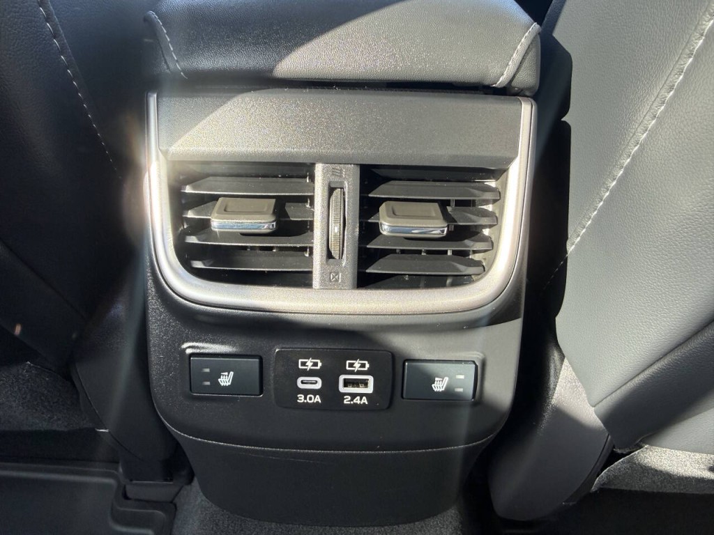 2025 Subaru Legacy Image 24