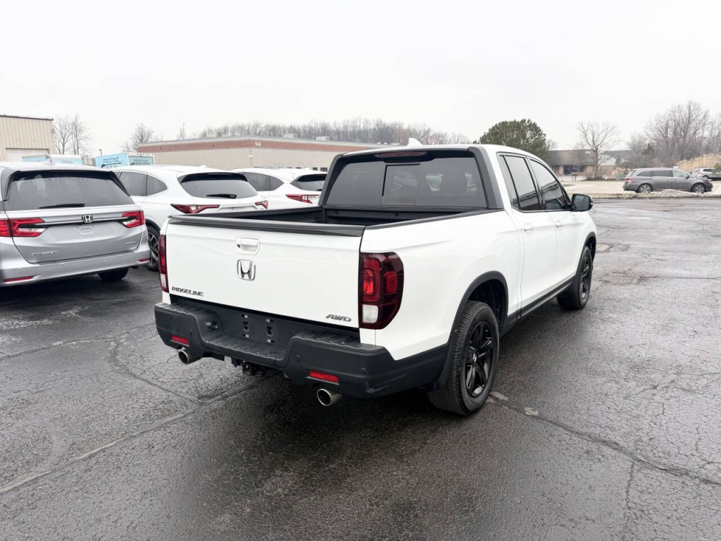 2022 Honda Ridgeline Image 6