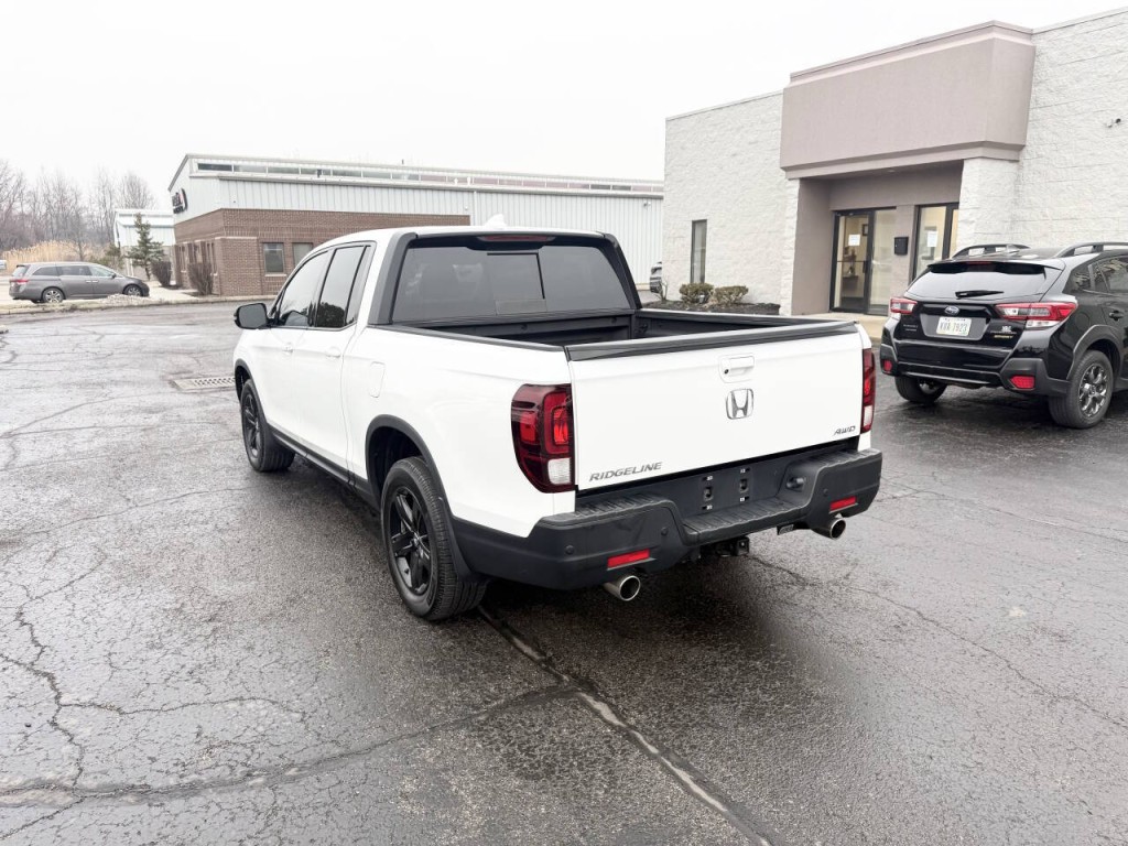 2022 Honda Ridgeline Image 8