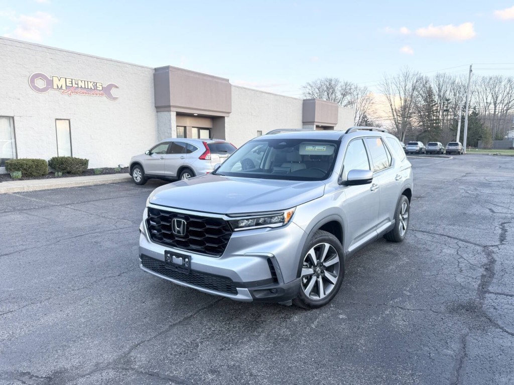 2025 Honda Pilot Image 2