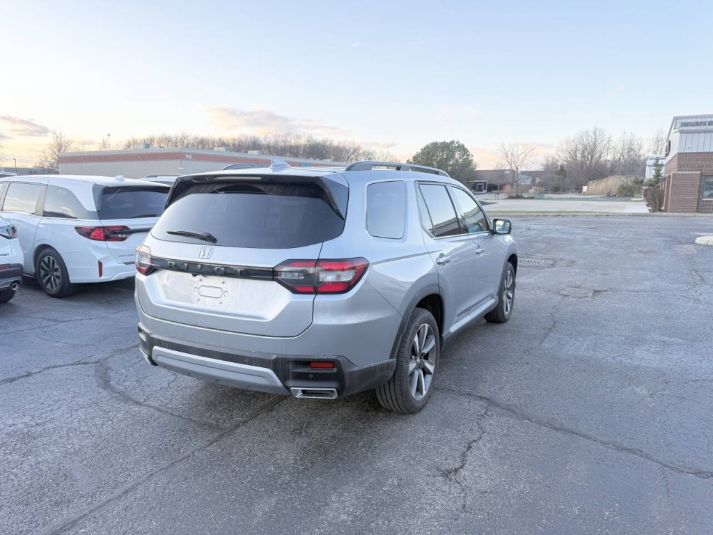 2025 Honda Pilot Image 6