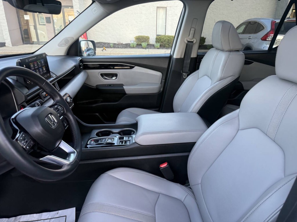 2025 Honda Pilot Image 18