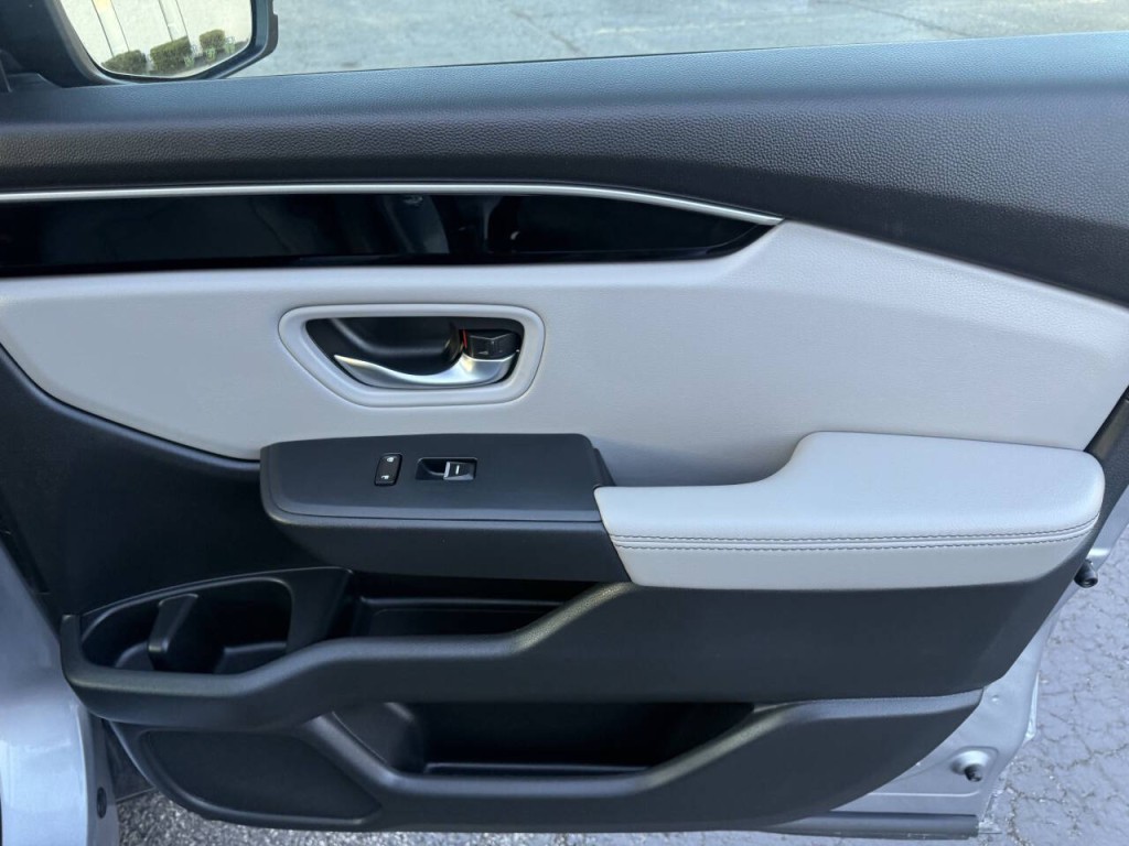 2025 Honda Pilot Image 32