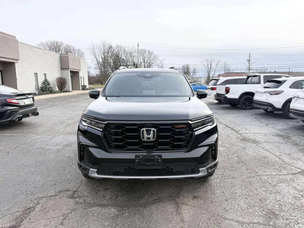 2025 Honda Pilot Image 3