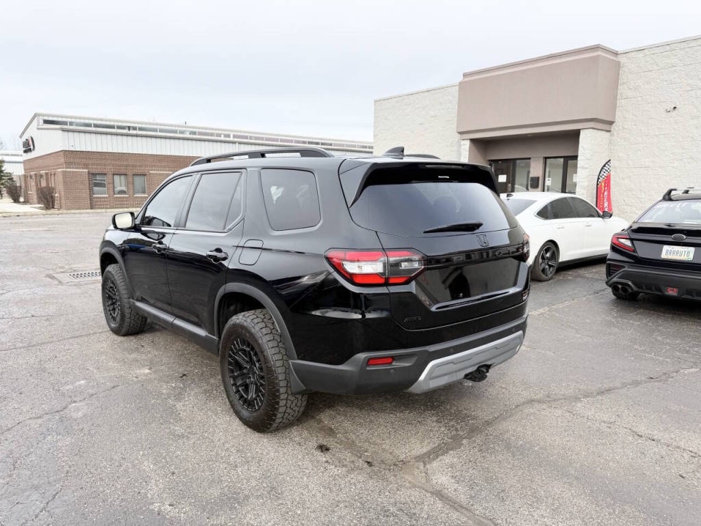 2025 Honda Pilot Image 8
