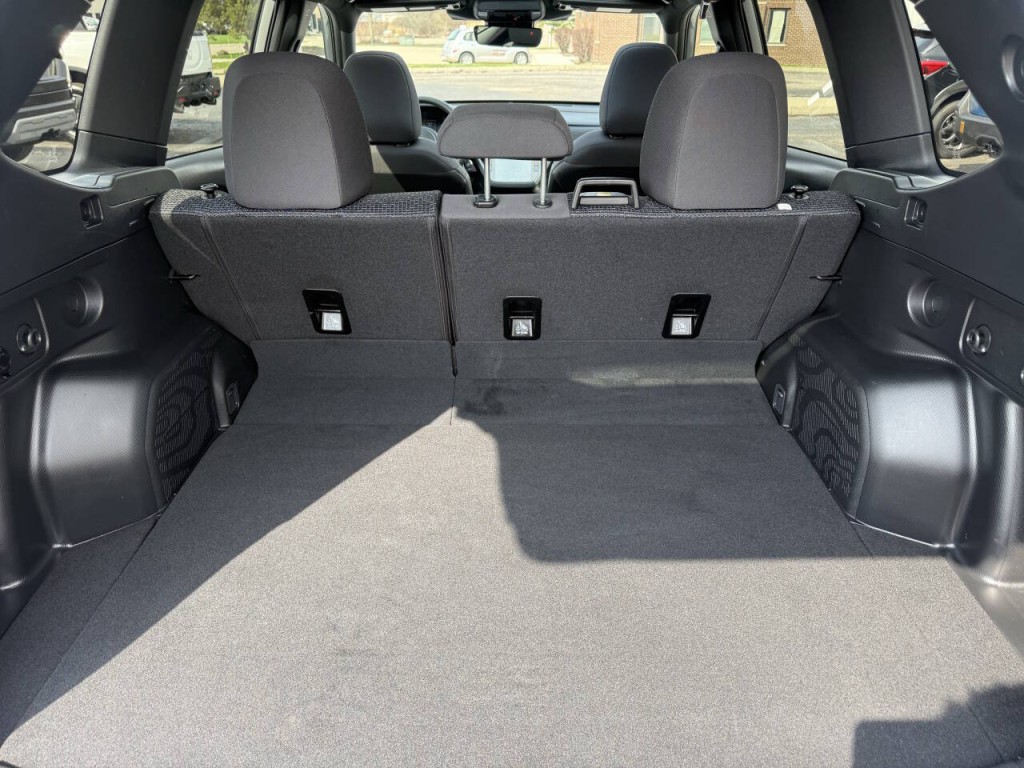 2025 Subaru Forester Image 21