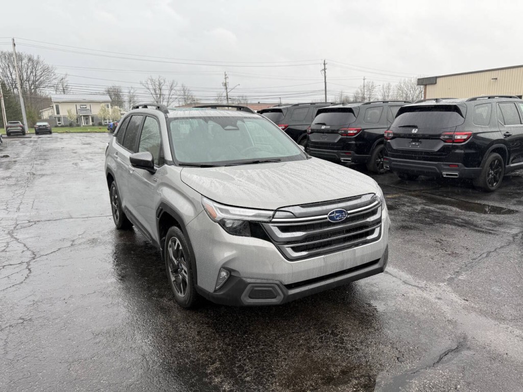 2025 Subaru Forester Image 6