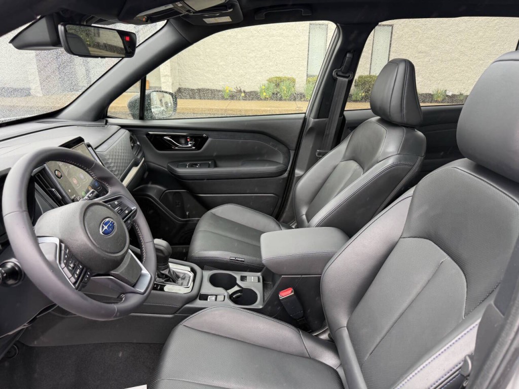 2025 Subaru Forester Image 18