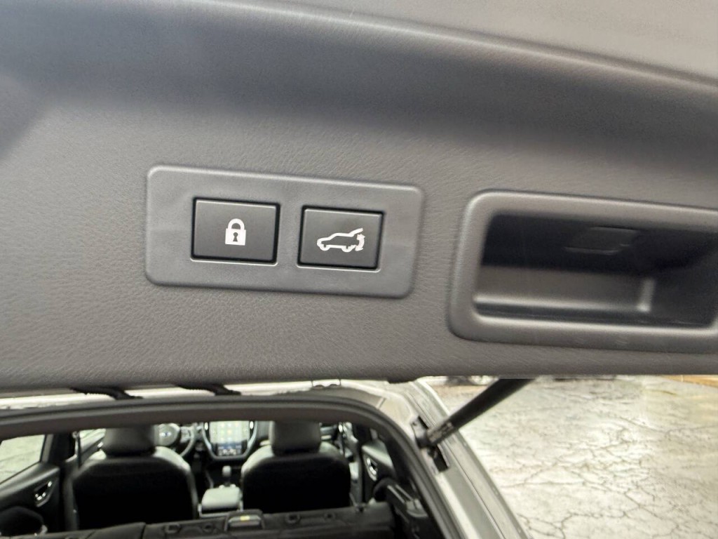 2025 Subaru Forester Image 22