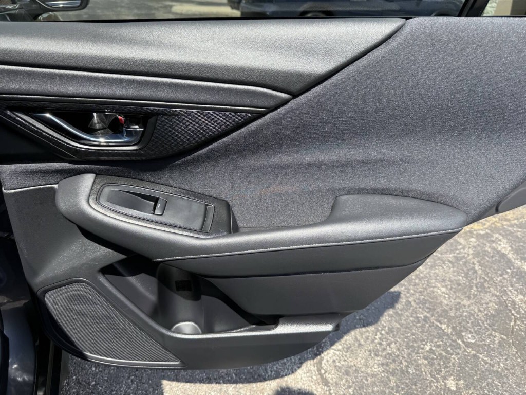 2025 Subaru Outback Image 23