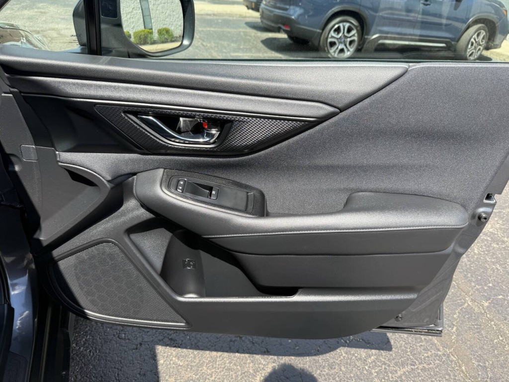 2025 Subaru Outback Image 28