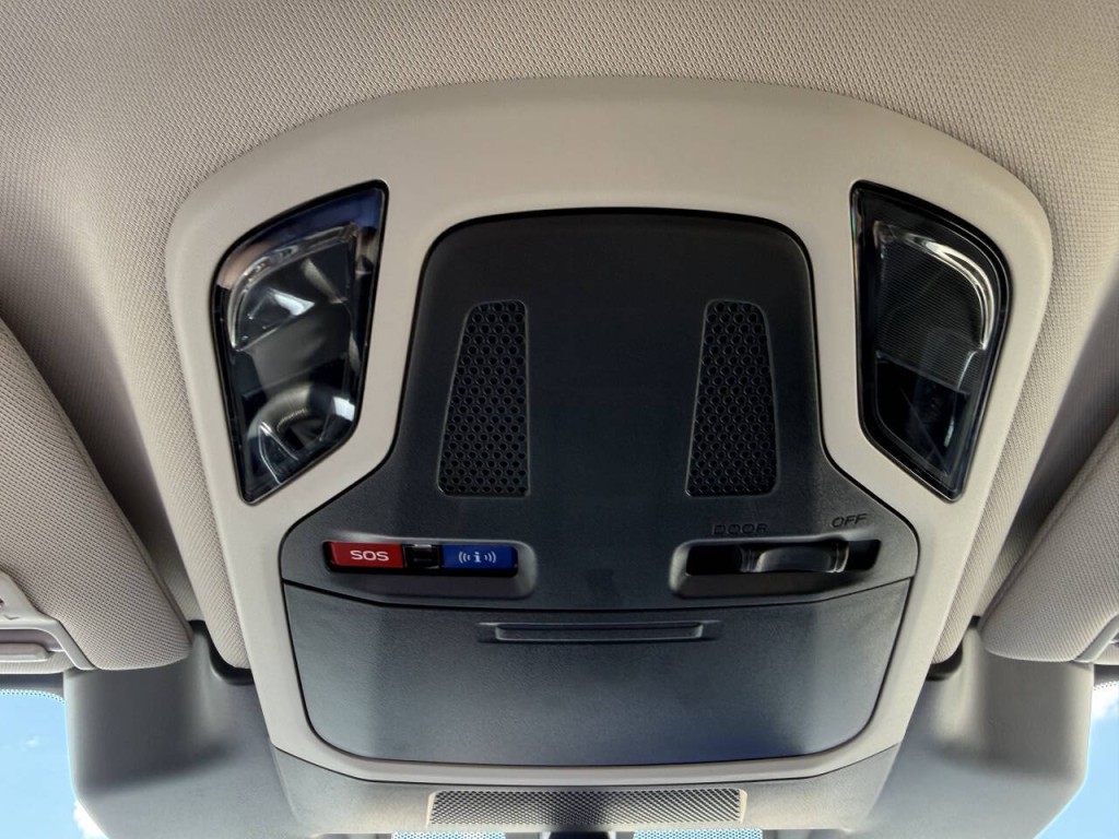 2025 Subaru Outback Image 38