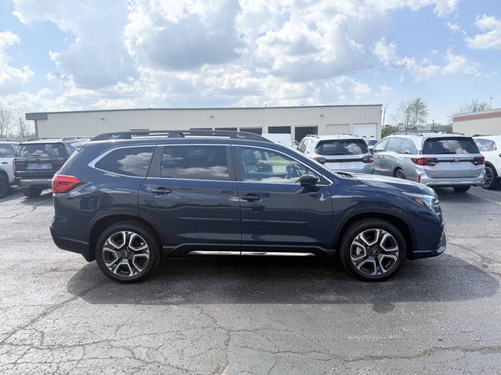 2025 Subaru Ascent Image 5