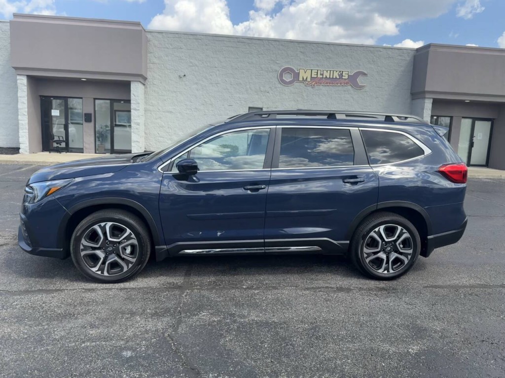 2025 Subaru Ascent Image 9