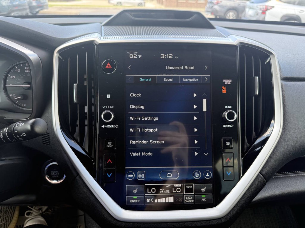 2025 Subaru Ascent Image 40