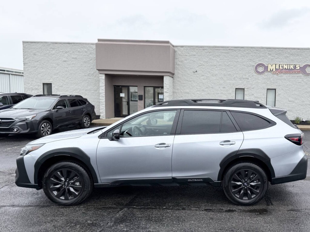 2025 Subaru Outback Image 9