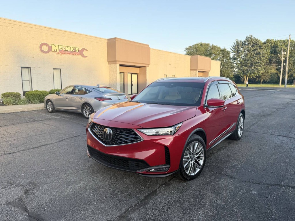 2023 Acura MDX Image 2