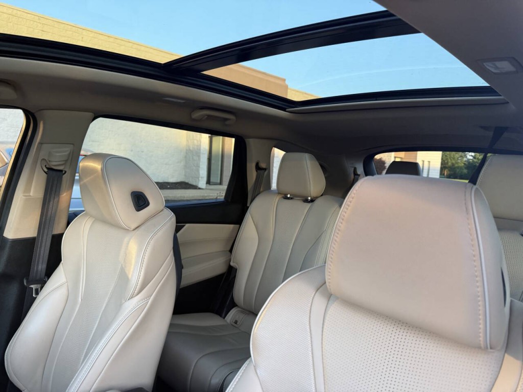 2023 Acura MDX Image 19