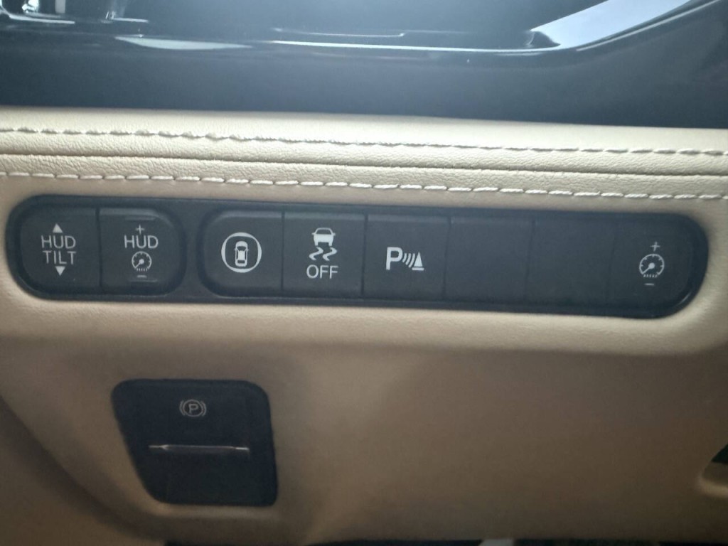 2023 Acura MDX Image 36