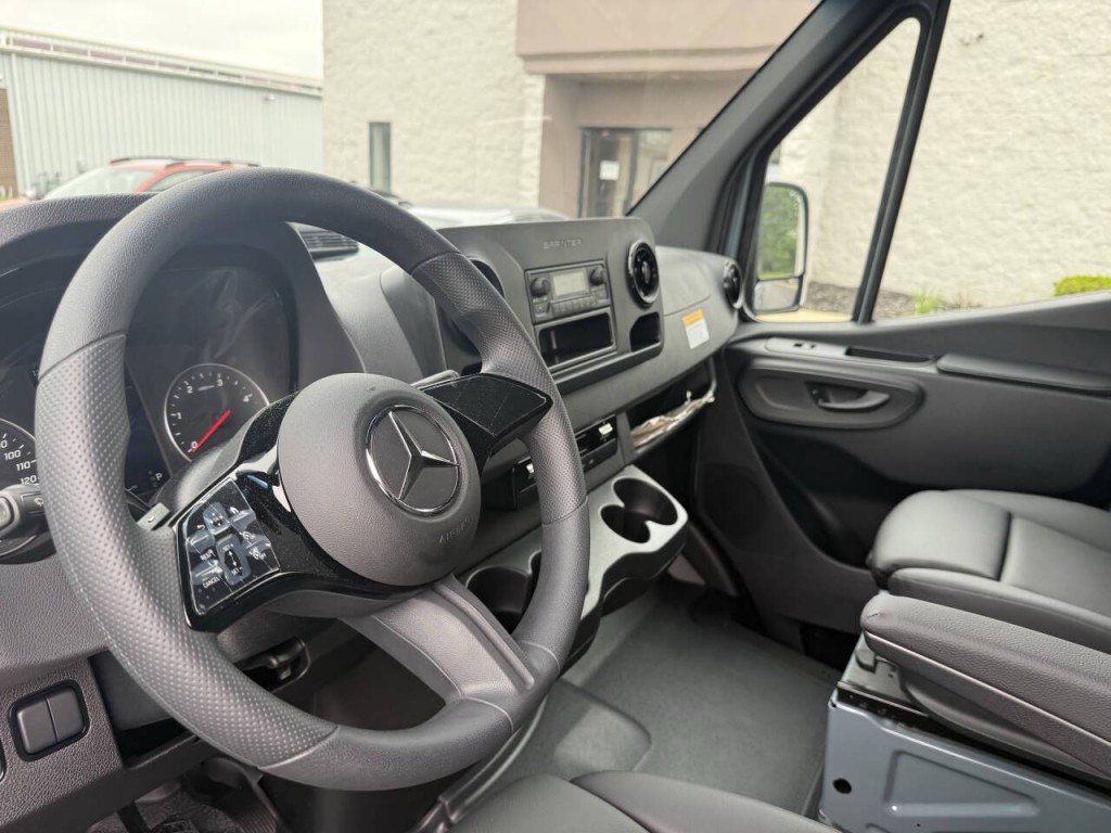 2026 Mercedes-Benz Sprinter Image 16