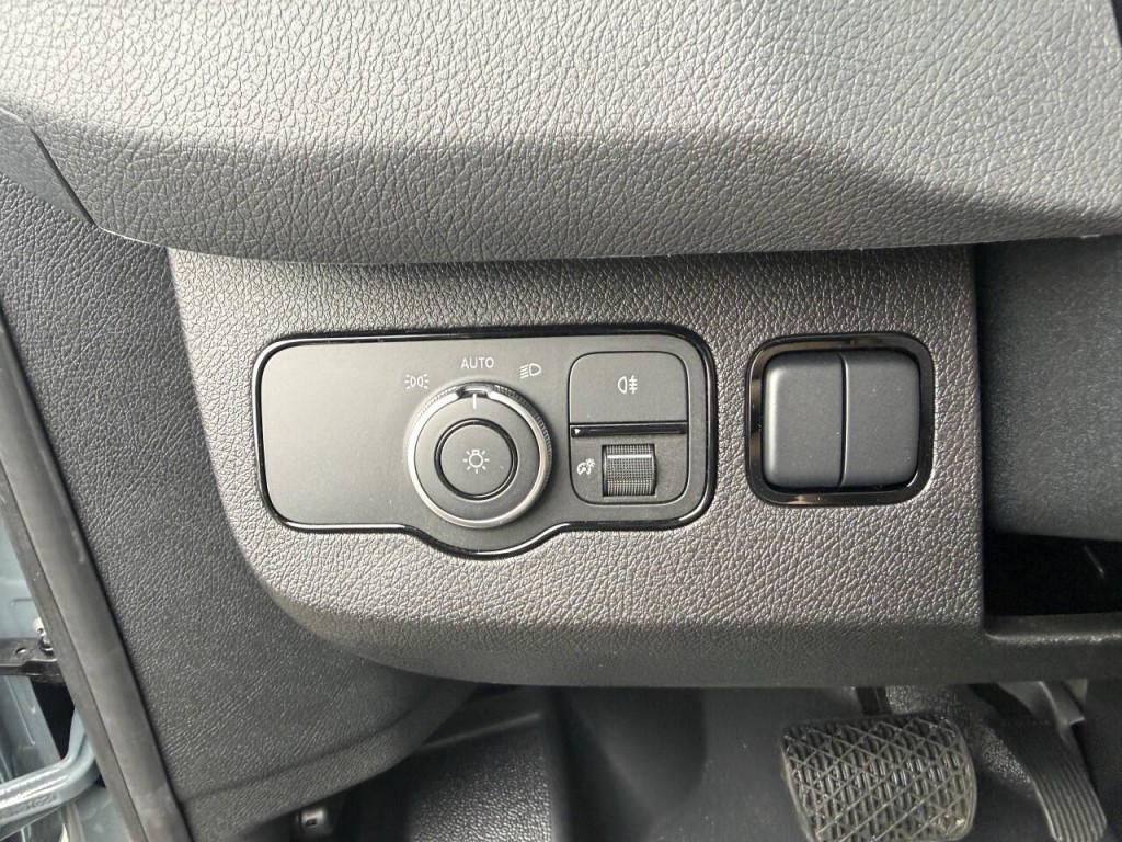 2026 Mercedes-Benz Sprinter Image 27
