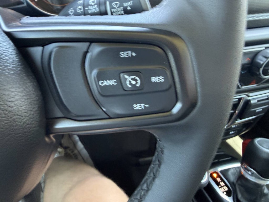 2023 Jeep Wrangler Image 33