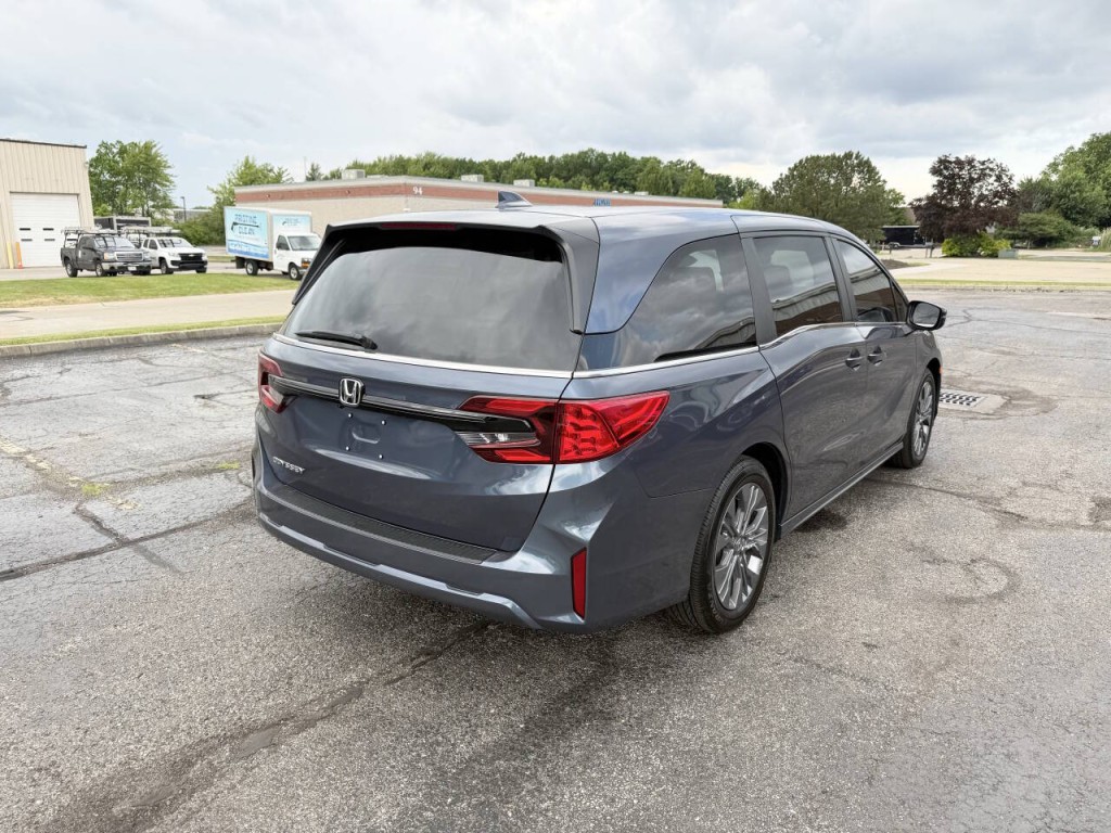 2025 Honda Odyssey Image 5