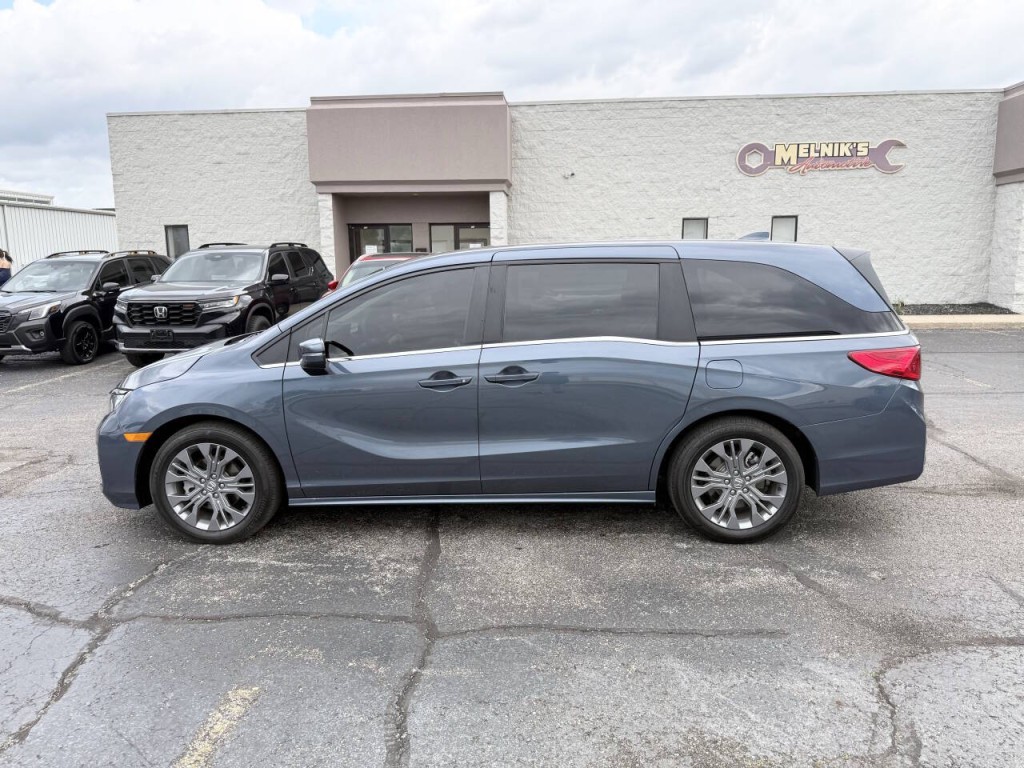 2025 Honda Odyssey Image 8