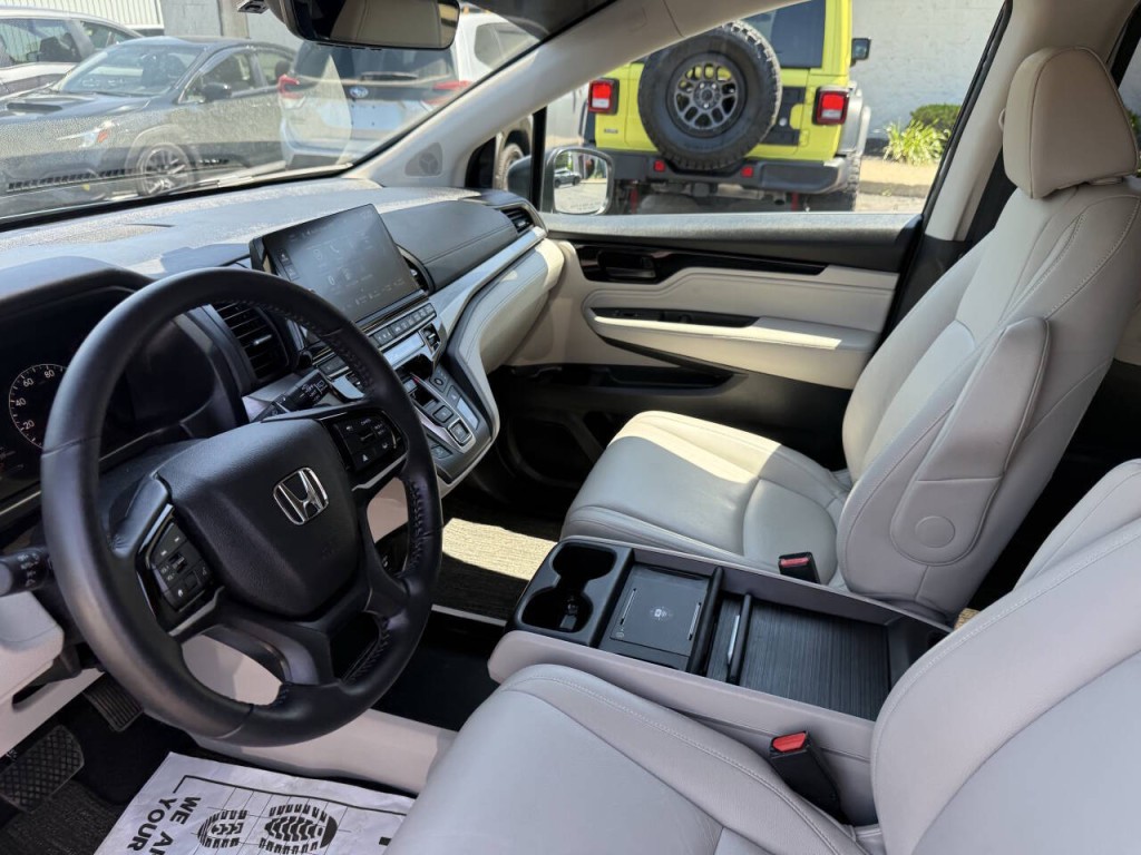 2025 Honda Odyssey Image 15
