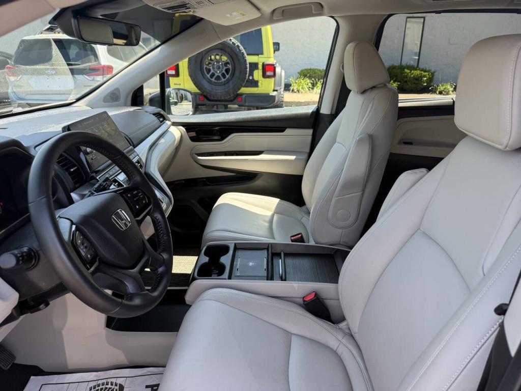 2025 Honda Odyssey Image 16