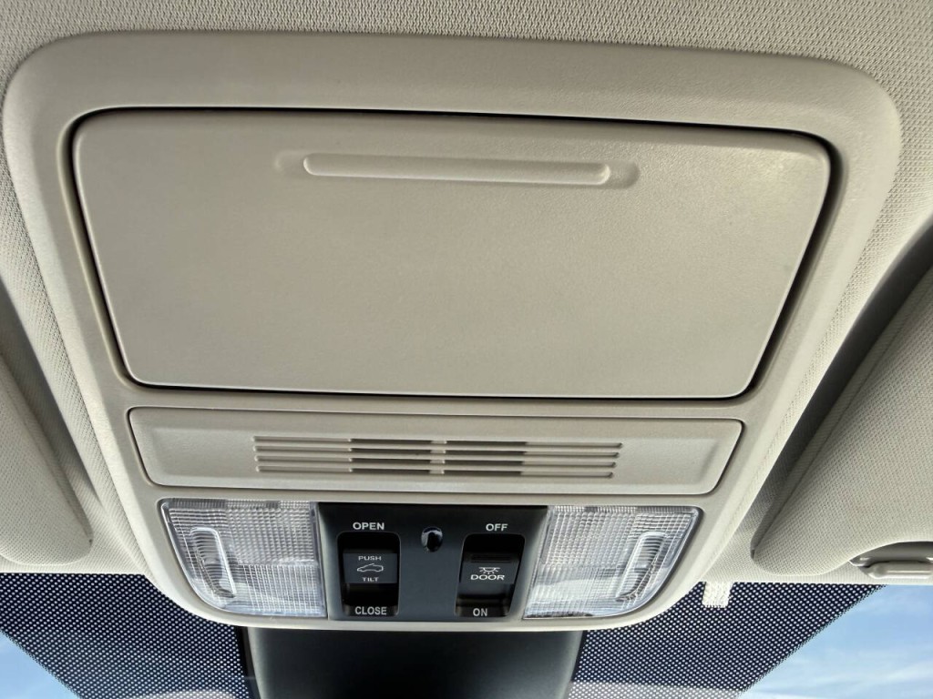 2025 Honda Odyssey Image 35