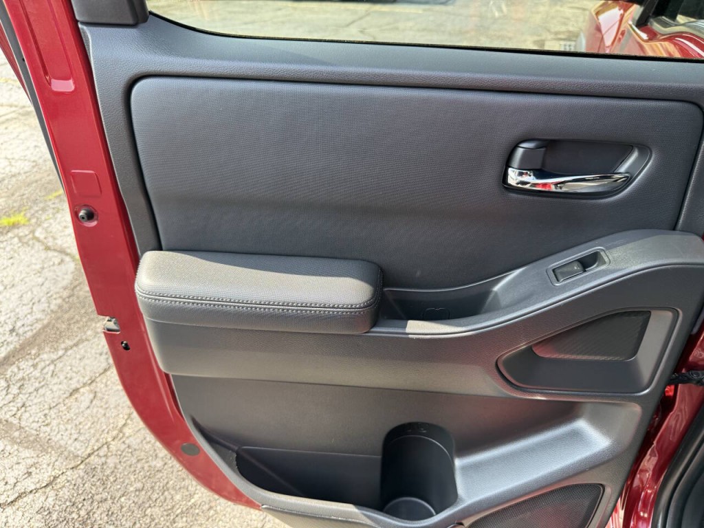 2022 Nissan Frontier Image 19