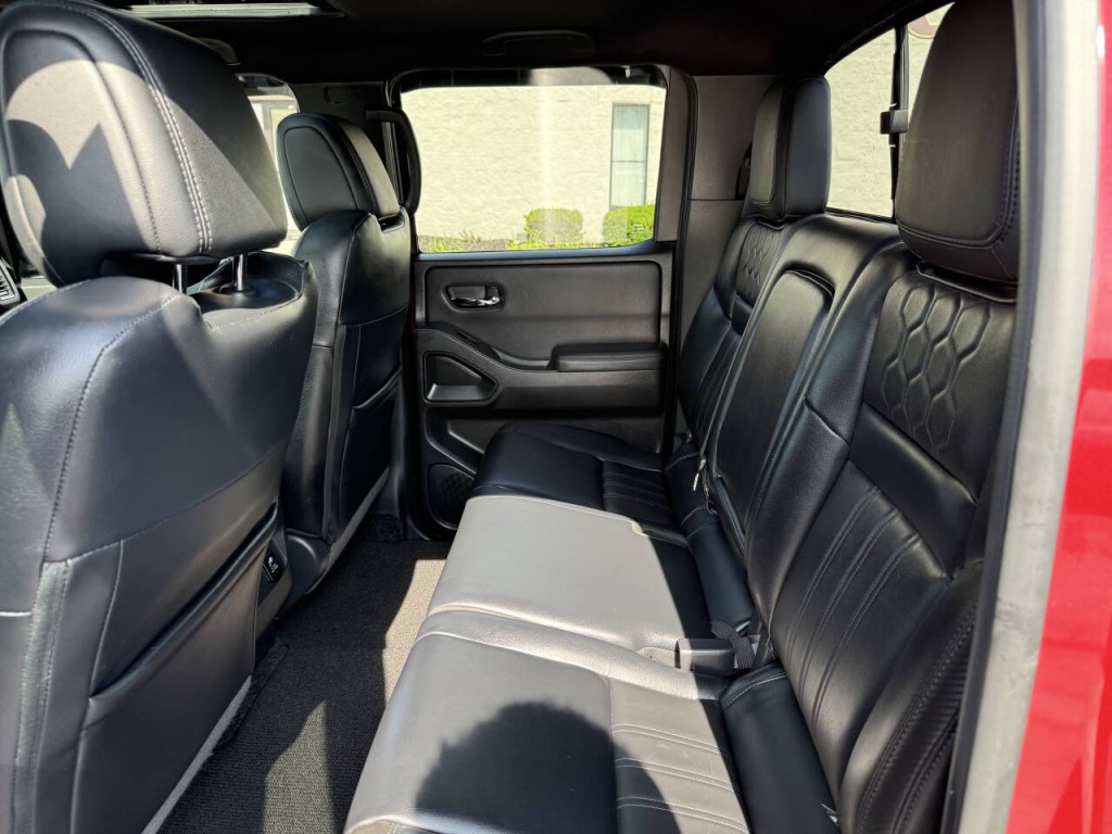 2022 Nissan Frontier Image 20