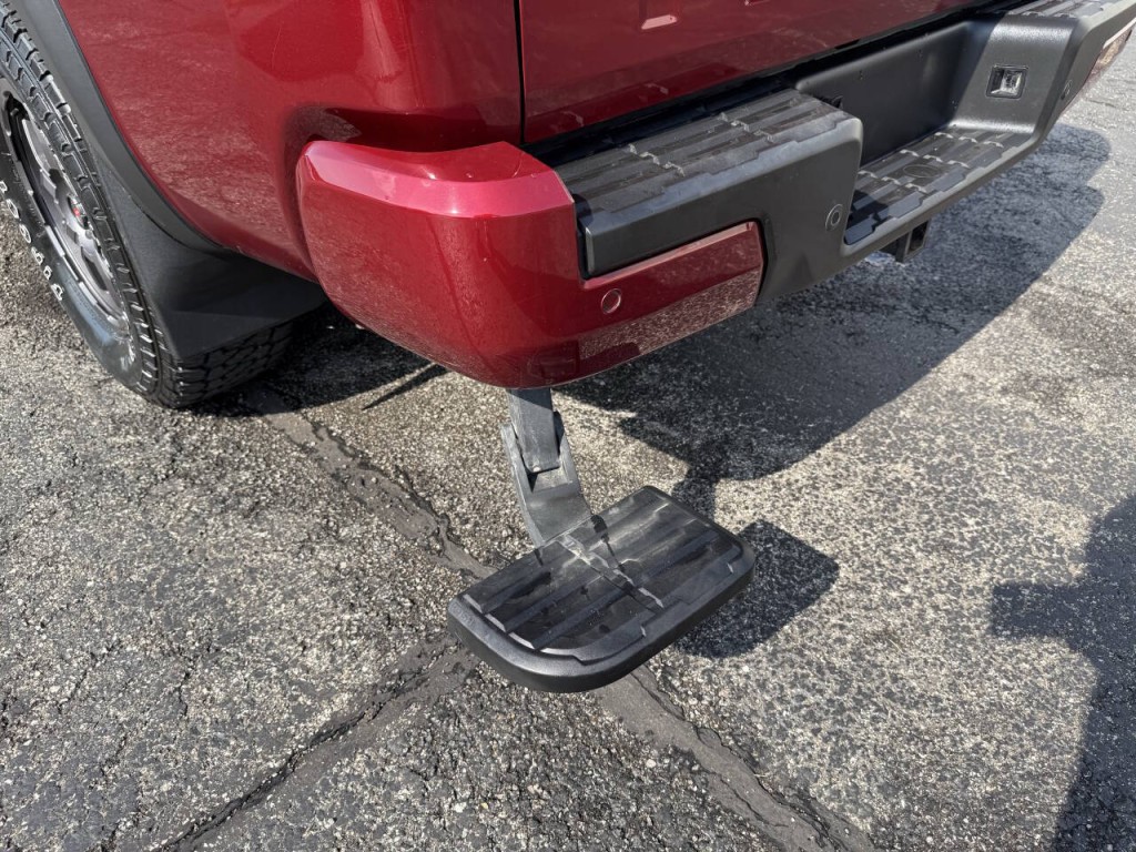 2022 Nissan Frontier Image 22