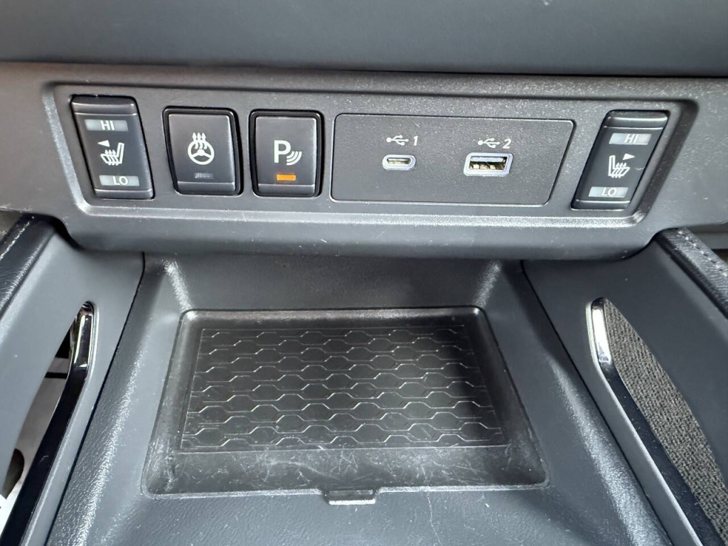 2022 Nissan Frontier Image 38